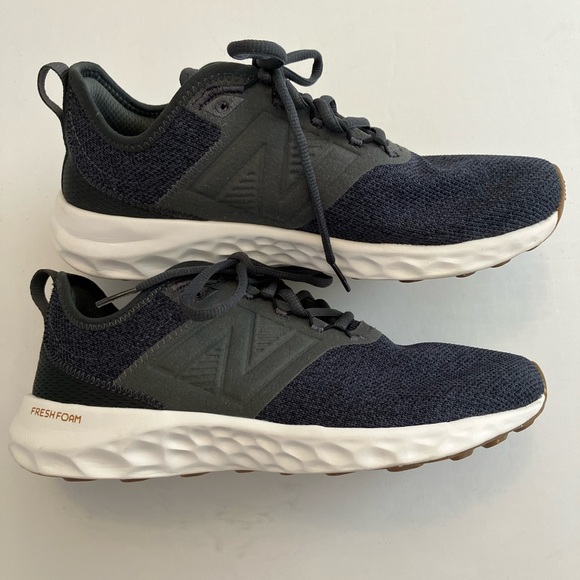 New Balance Fresh Foam SPT V4 Running Shoes 9.5 - Picture 3 of 9